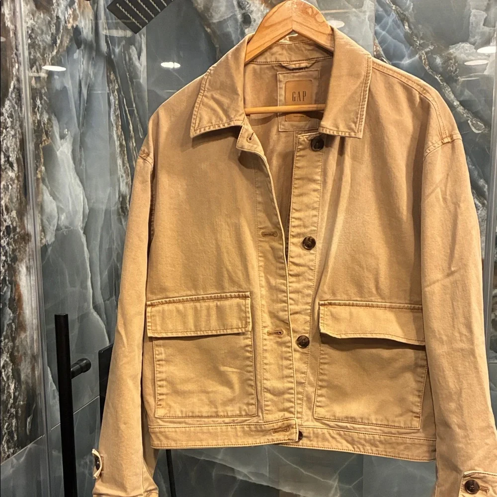 GAP Utility Jacket - Picture 2 of 9
